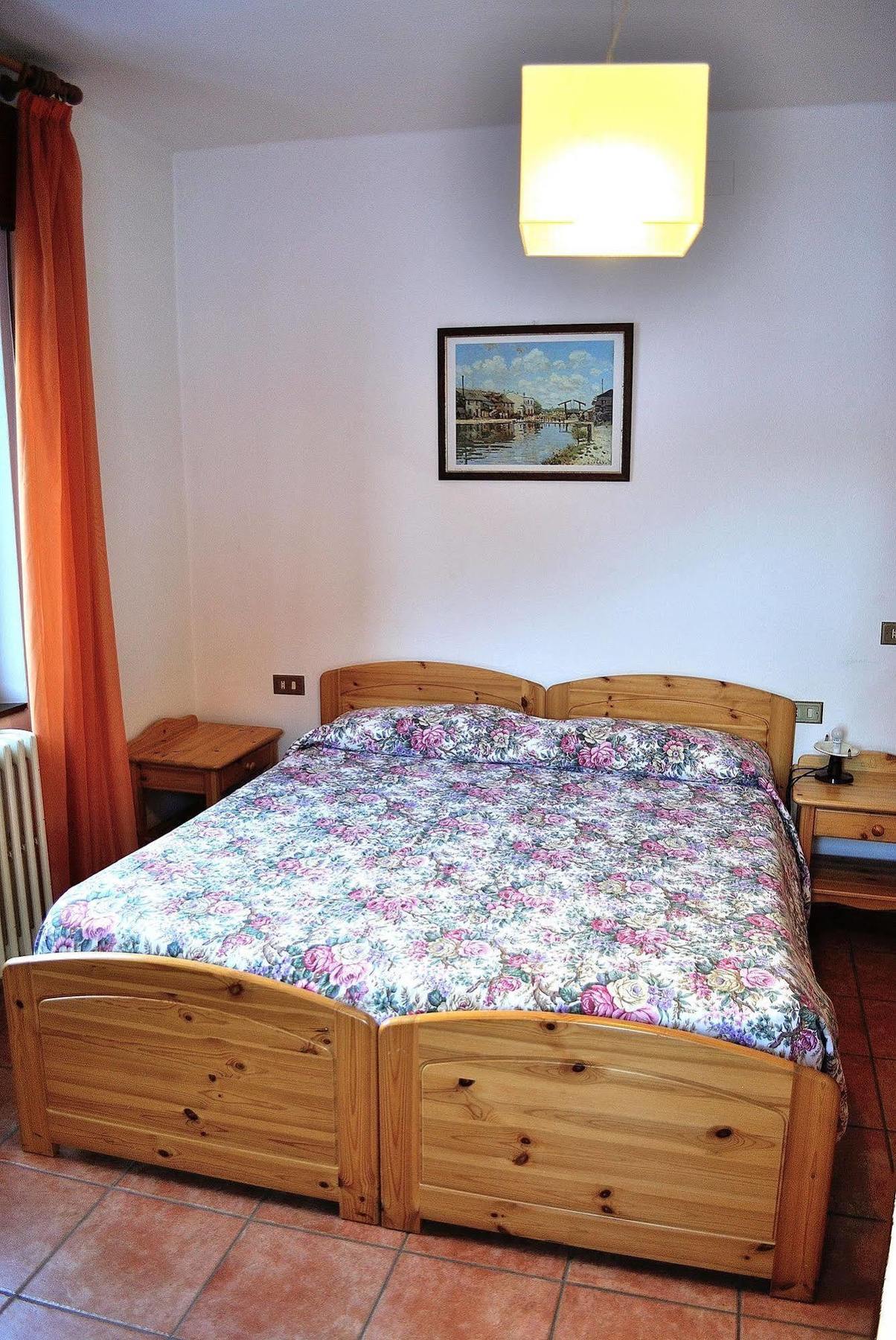 Albergo Morandi วัลบอนดิโอเน ภายนอก รูปภาพ