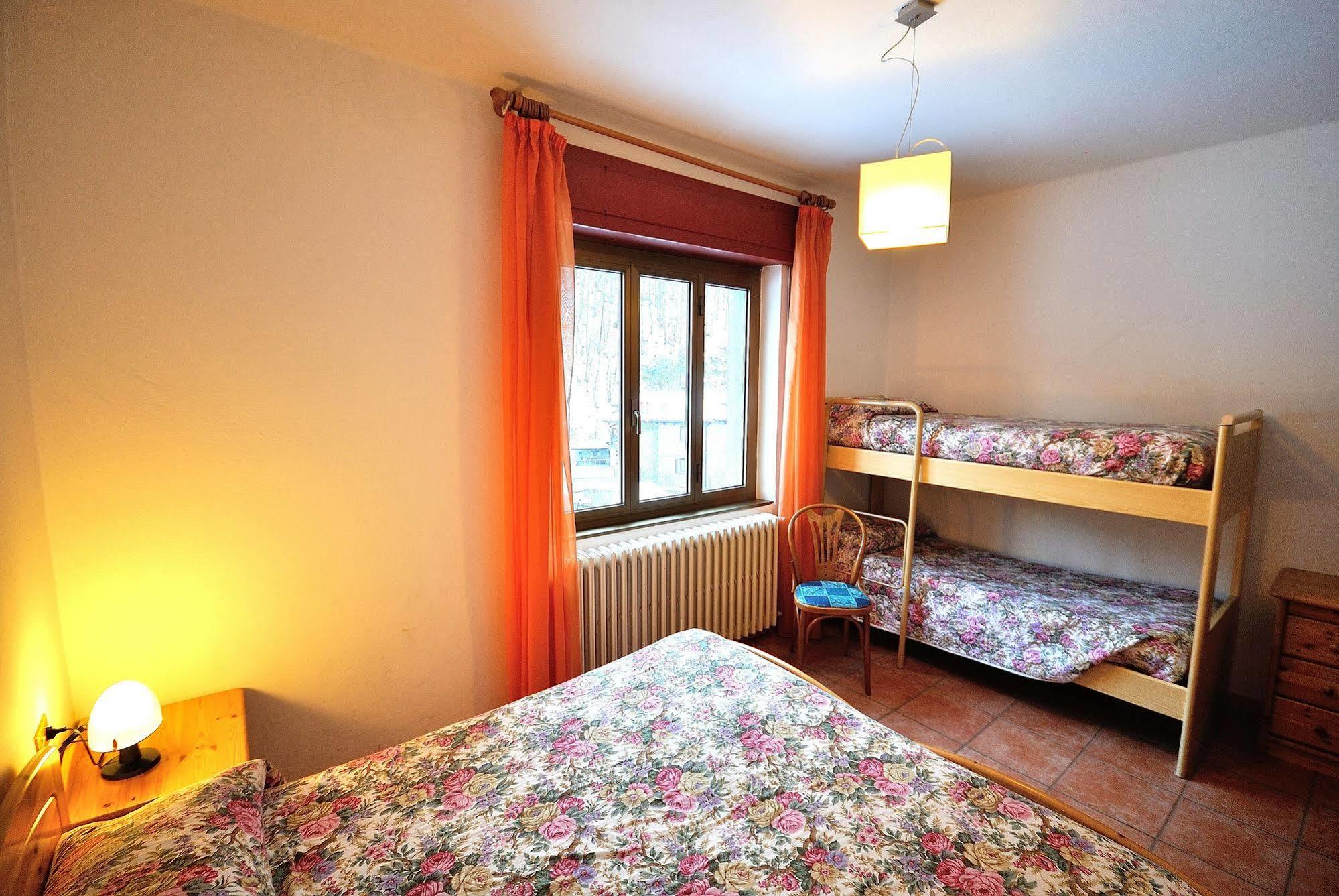 Albergo Morandi วัลบอนดิโอเน ภายนอก รูปภาพ